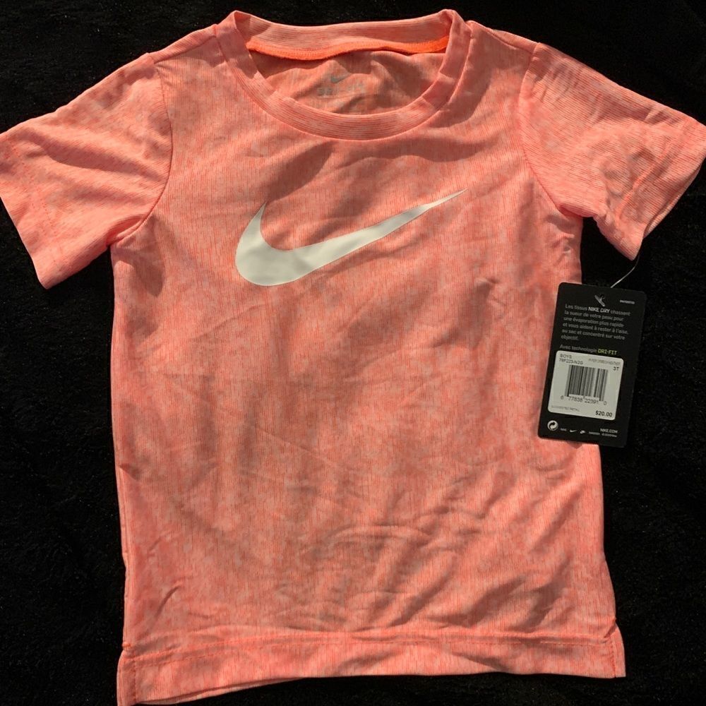Nike boys Dri-fit shirt 